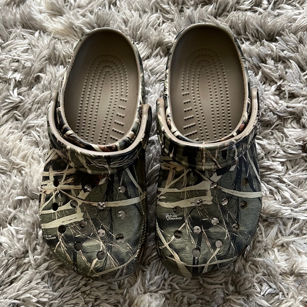 Camo crocs